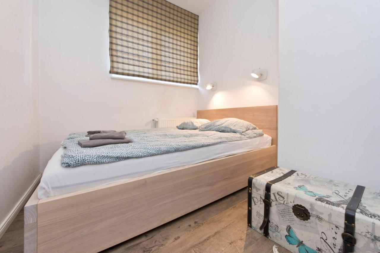 Kawalerka Refektarska Krr Appartement Gdańsk Buitenkant foto
