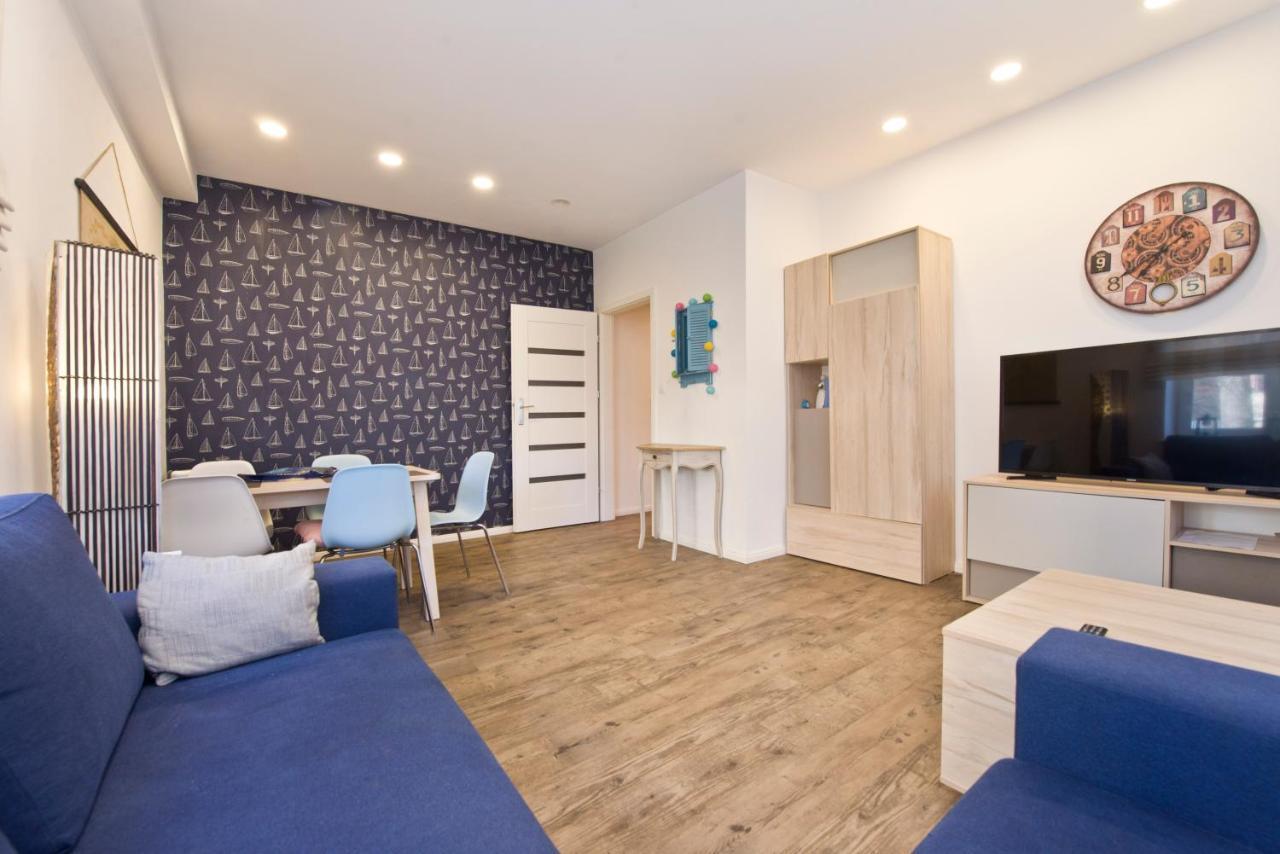 Kawalerka Refektarska Krr Appartement Gdańsk Buitenkant foto